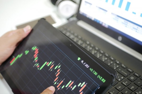 Menguak Mitos Trading Forex, Apakah Benar Sesusah Itu?