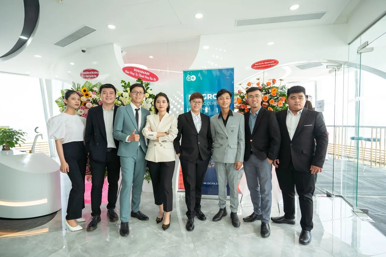 DCFX chính thức khai trương vào ngày 26 tháng 4 tại Thành phố Hồ Chí Minh, Việt Nam