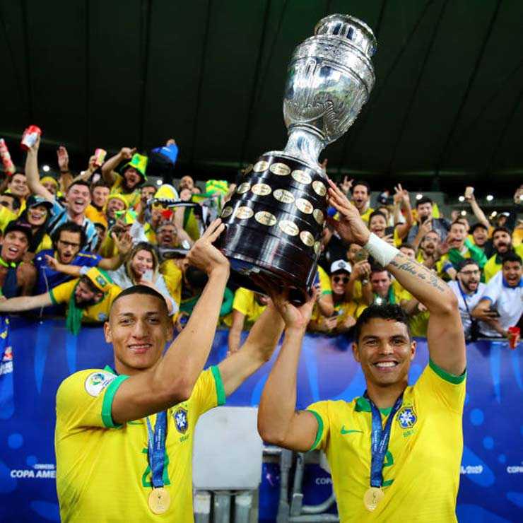 Oxbet đưa tin SAO Brazil làm thuyết khách giúp Chelsea đón Neymar