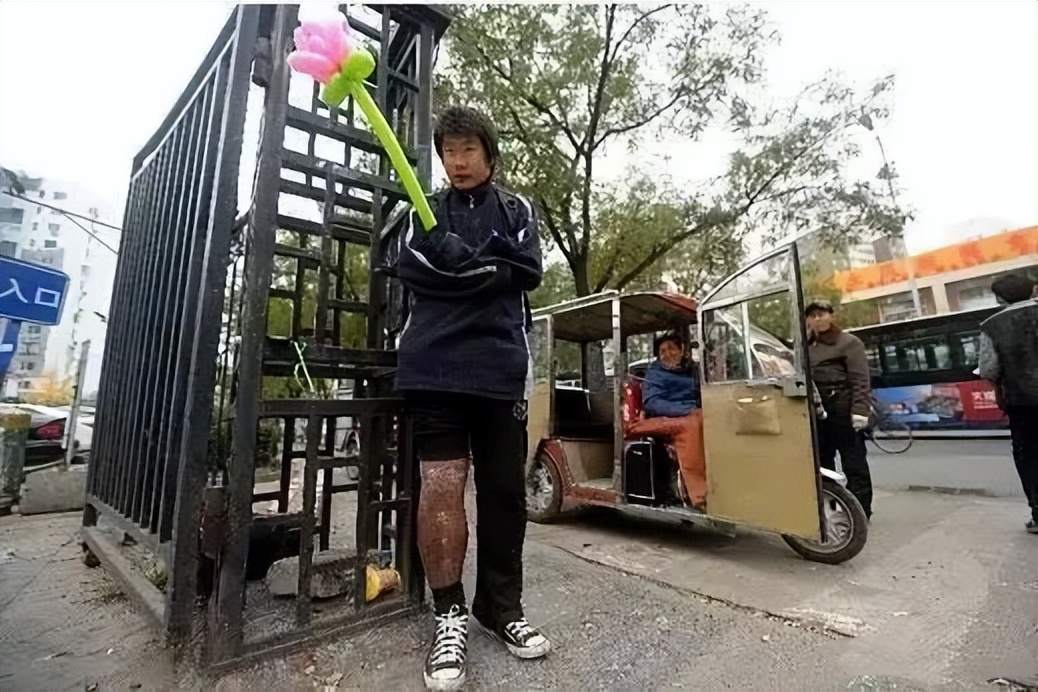 “北大才子”马骏：炒期货亏400万，被发现时在街头乞讨