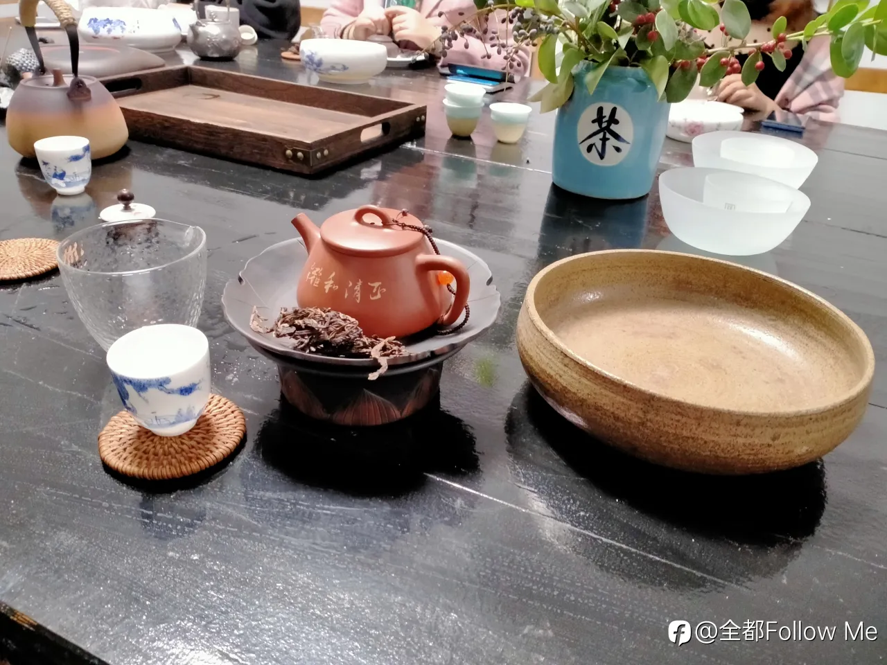 feed image