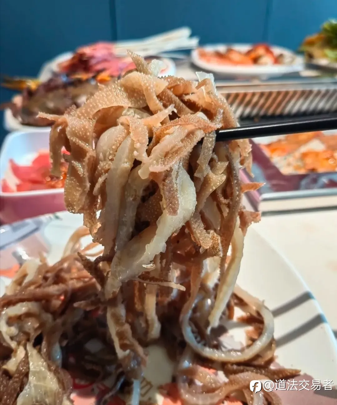赚钱了就要促进消费,生活好,才能交易更好!