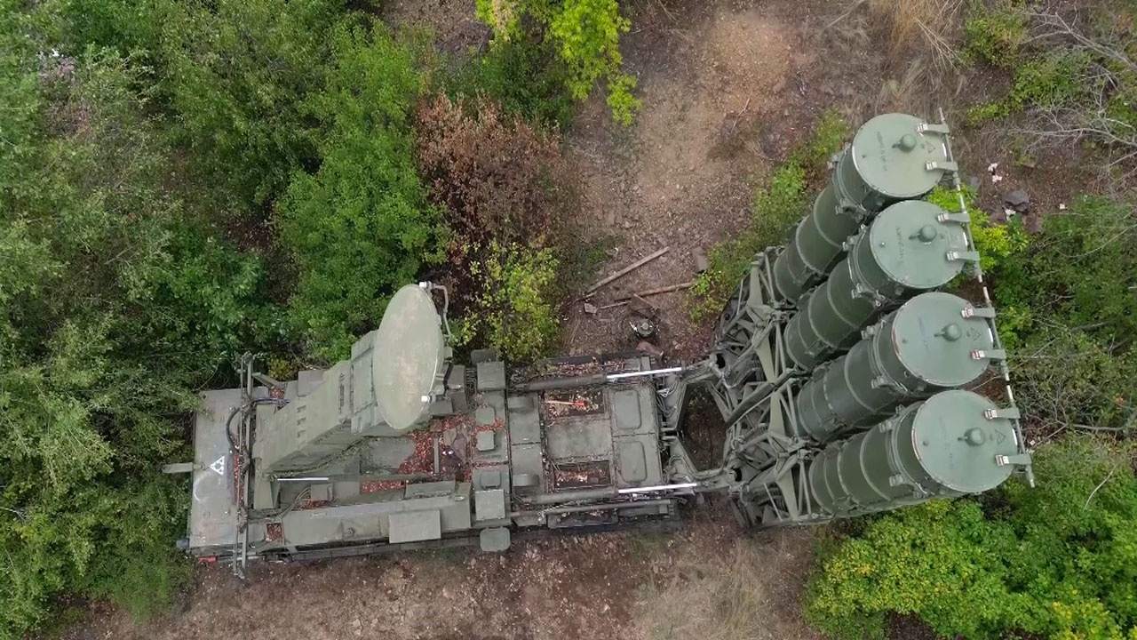 Cận cảnh rồng lửa S-300V Nga chiến đấu, phóng tên lửa ở Ukraine
