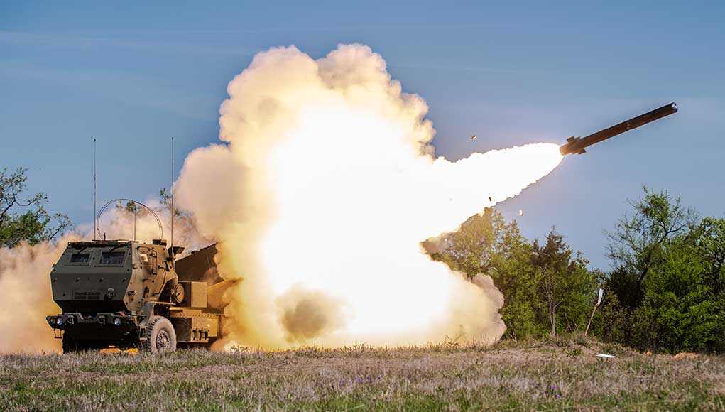 Hệ thống HIMARS thay đổi cuộc chơi ở Ukraine thực chất là bệ phóng tên lửa?