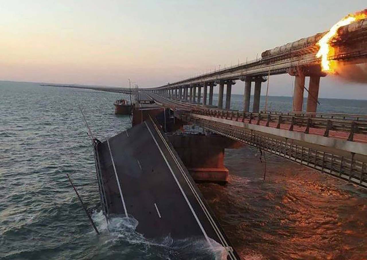 Nổ trên cầu Crimea: BQP Nga nêu đường tiếp tế khác cho mặt trận miền nam Ukraine
