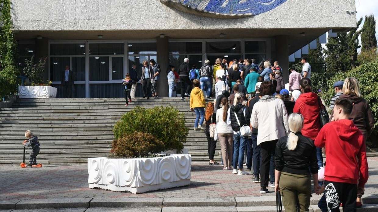Tình hình bỏ phiếu sáp nhập Nga ở 4 vùng tại Ukraine