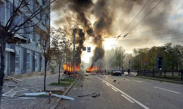 Nổ lớn rung chuyển thủ đô Kiev