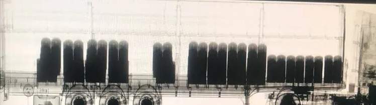 Vụ nổ trên cầu Crimea: Nghi phạm che giấu thuốc nổ như thế nào?