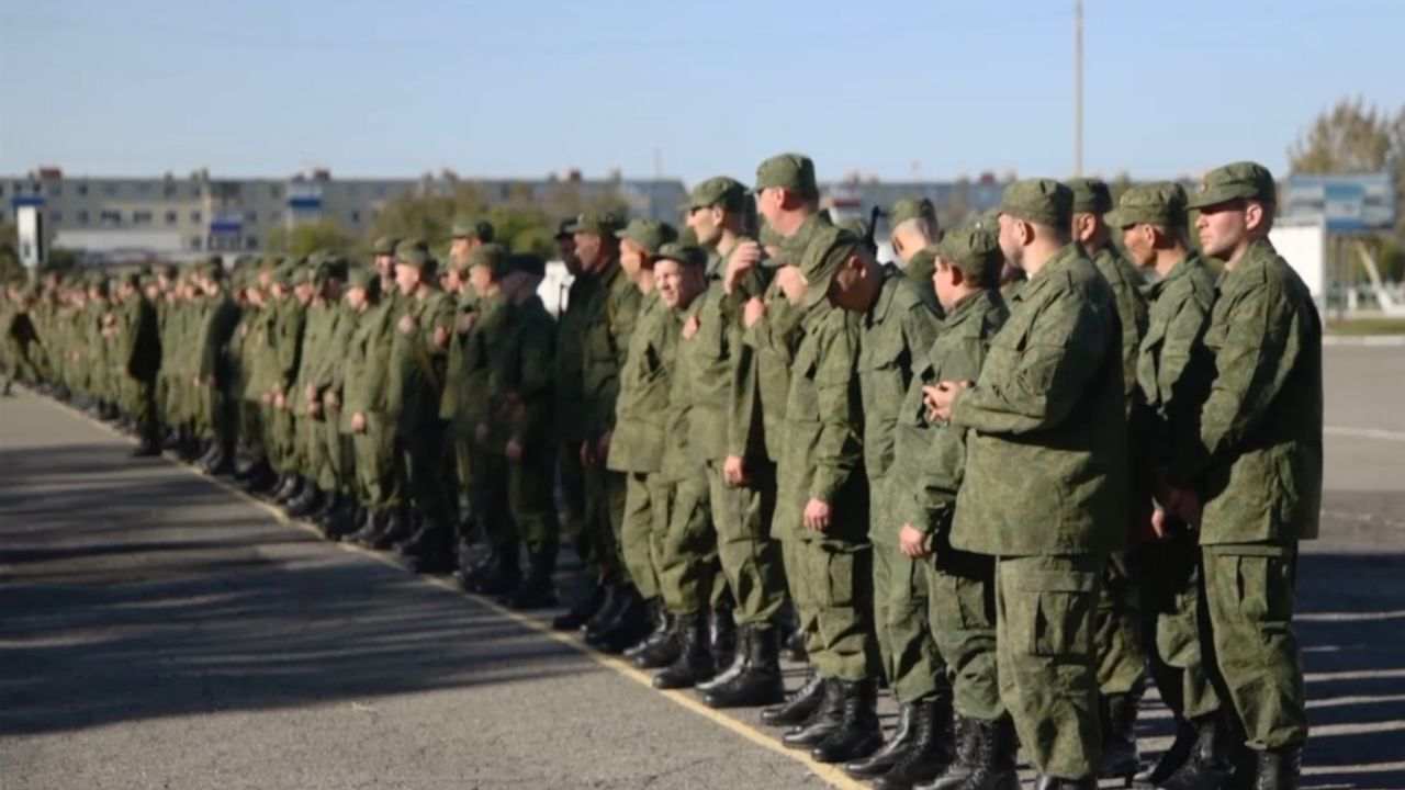 Tổng thống Ukraine Zelensky hứa 3 điều nếu lính Nga đầu hàng