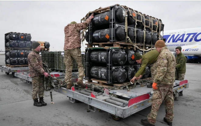 Chính khách Mỹ khuyên Washington không nên sa vào ‘bãi lầy’ Crimea