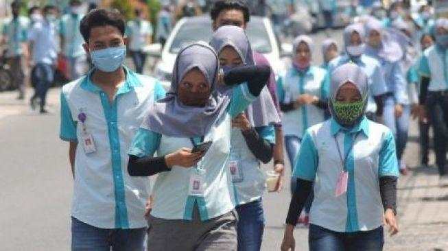 PHK Besar-besaran Terjadi karena Utang Perusahaan Segunung, Bunga Pinjaman Terus Naik