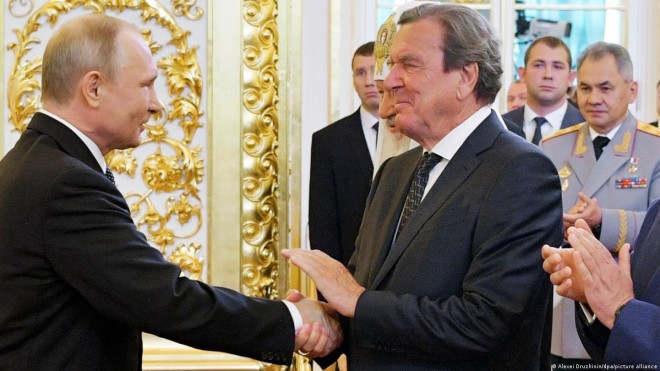 Tổng thống Putin tranh thủ sự ủng hộ của 5 nhân vật có ảnh hưởng tại phương Tây