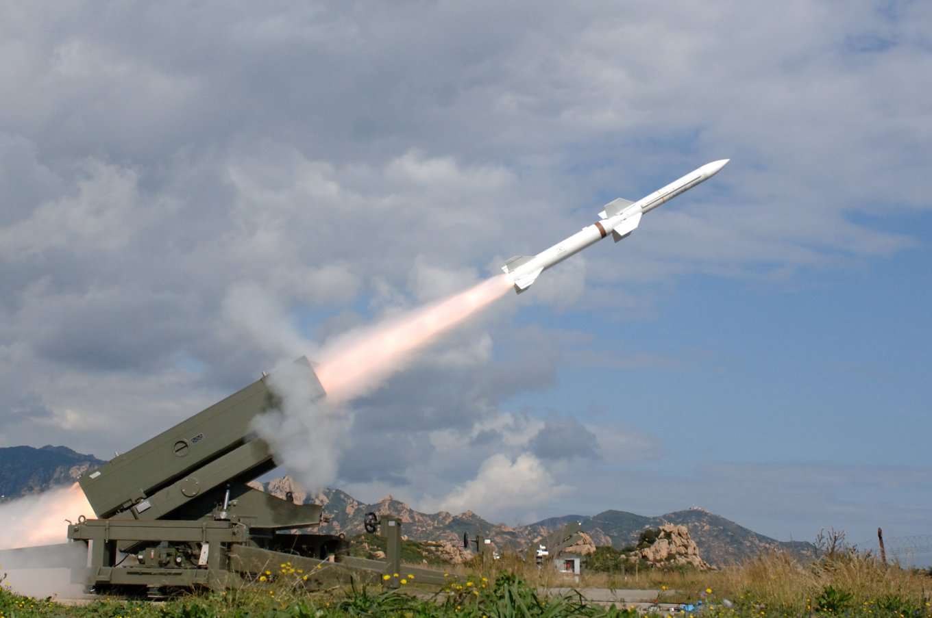 Ukraine thông báo sắp nhận loạt hệ thống phòng không từ nước thành viên NATO