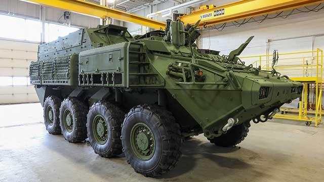 Quân đội Ukraine nhận hàng loạt tăng, thiết giáp tối tân trong thời gian ngắn