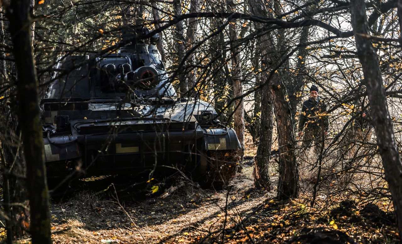Quân đội Ukraine tuyên bố tiến vào Lugansk, Nga đáp trả dữ dội