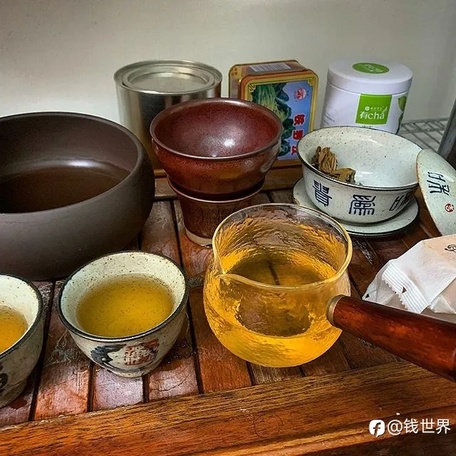 feed image