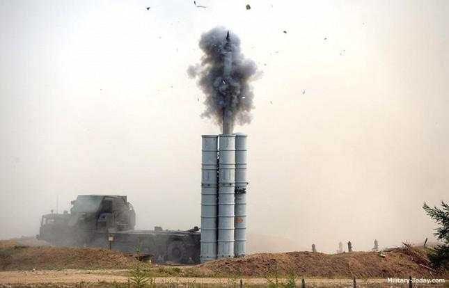 Truyền thông Nga: Mỹ đề nghị Hy Lạp chuyển hệ thống phòng không S-300 và Tor-M1 cho Ukraine