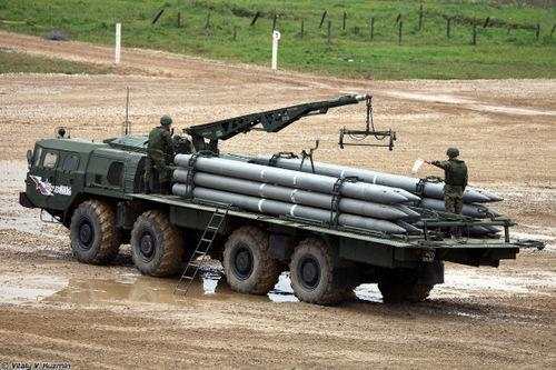 Nga khoe sức mạnh pháo phản lực BM-30 Smerch trong chiến dịch quân sự ở Ukraine