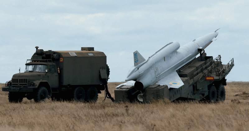Moscow nêu yếu tố Mỹ trong vụ UAV tấn công sân bay Nga