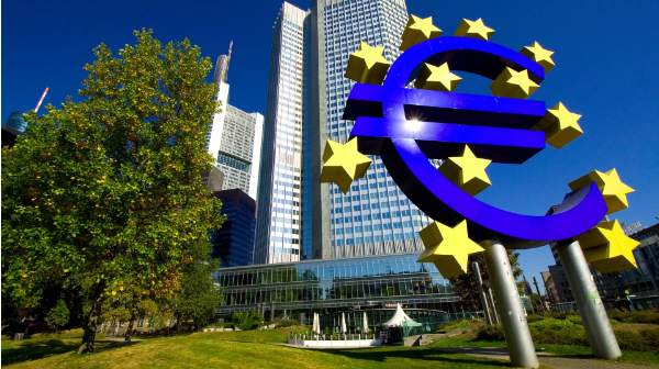 Đồng Euro Hạ Nhiệt Khi Lạm Phát Tại Châu Âu Tiệm Cận Đỉnh