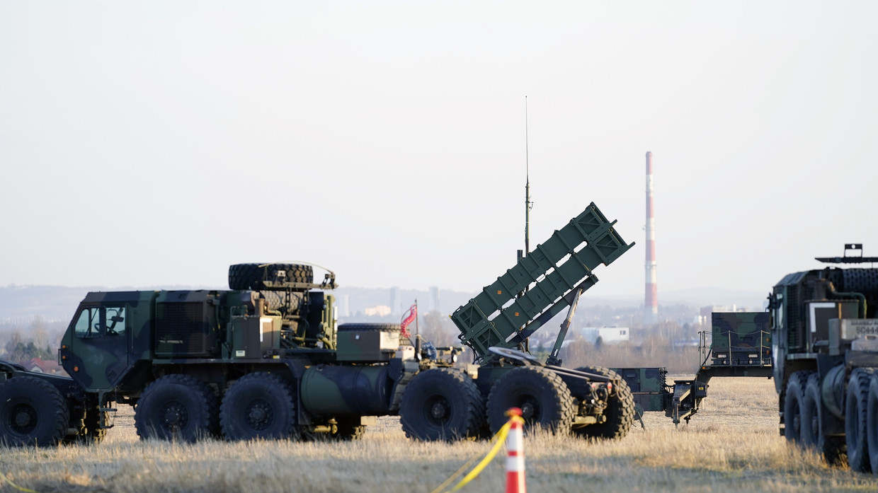 Mỹ sắp lần đầu gửi tên lửa phòng không uy lực Patriot cho Ukraine?