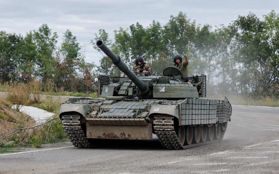 Nga nói siết vòng vây thành phố chiến lược miền đông Ukraine