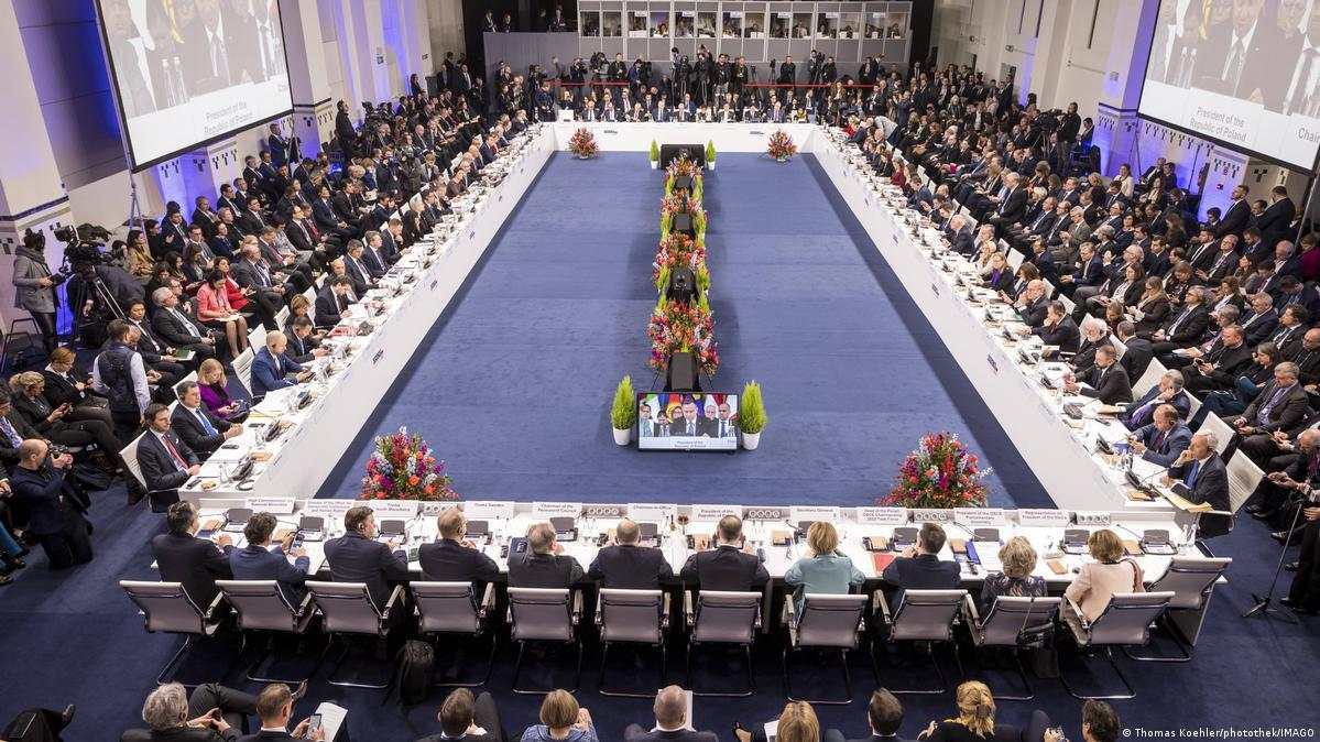 OSCE nhóm họp mà không có Ngoại trưởng Lavrov, Nga chỉ trích Ba Lan