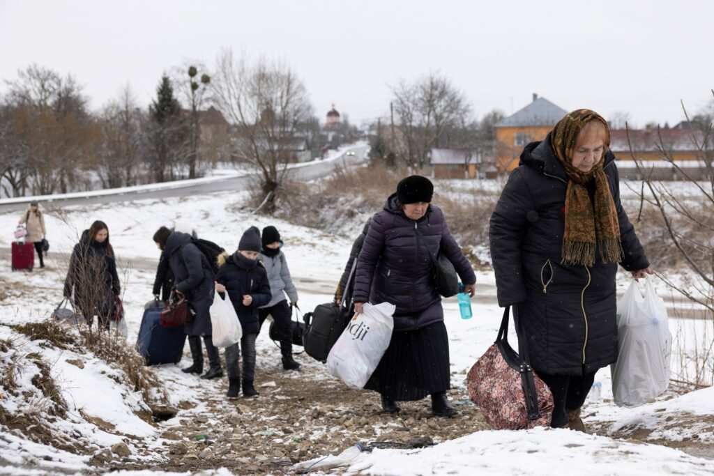 Ba Lan quyết định tính tiền đối với người Ukraine tị nạn