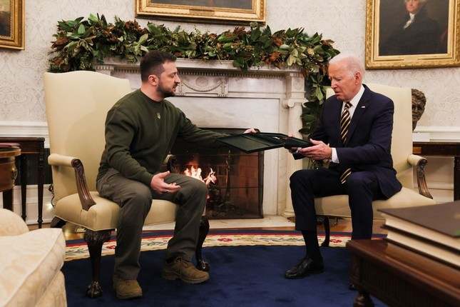 Tổng thống Mỹ Biden giải thích lý do vì sao Ukraine 'không thể nhận được mọi thứ mà họ muốn'