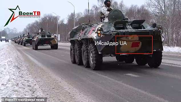 Video: Dấu hiệu lạ trên xe quân sự Belarus tham gia tập trận gần biên giới Ukraine