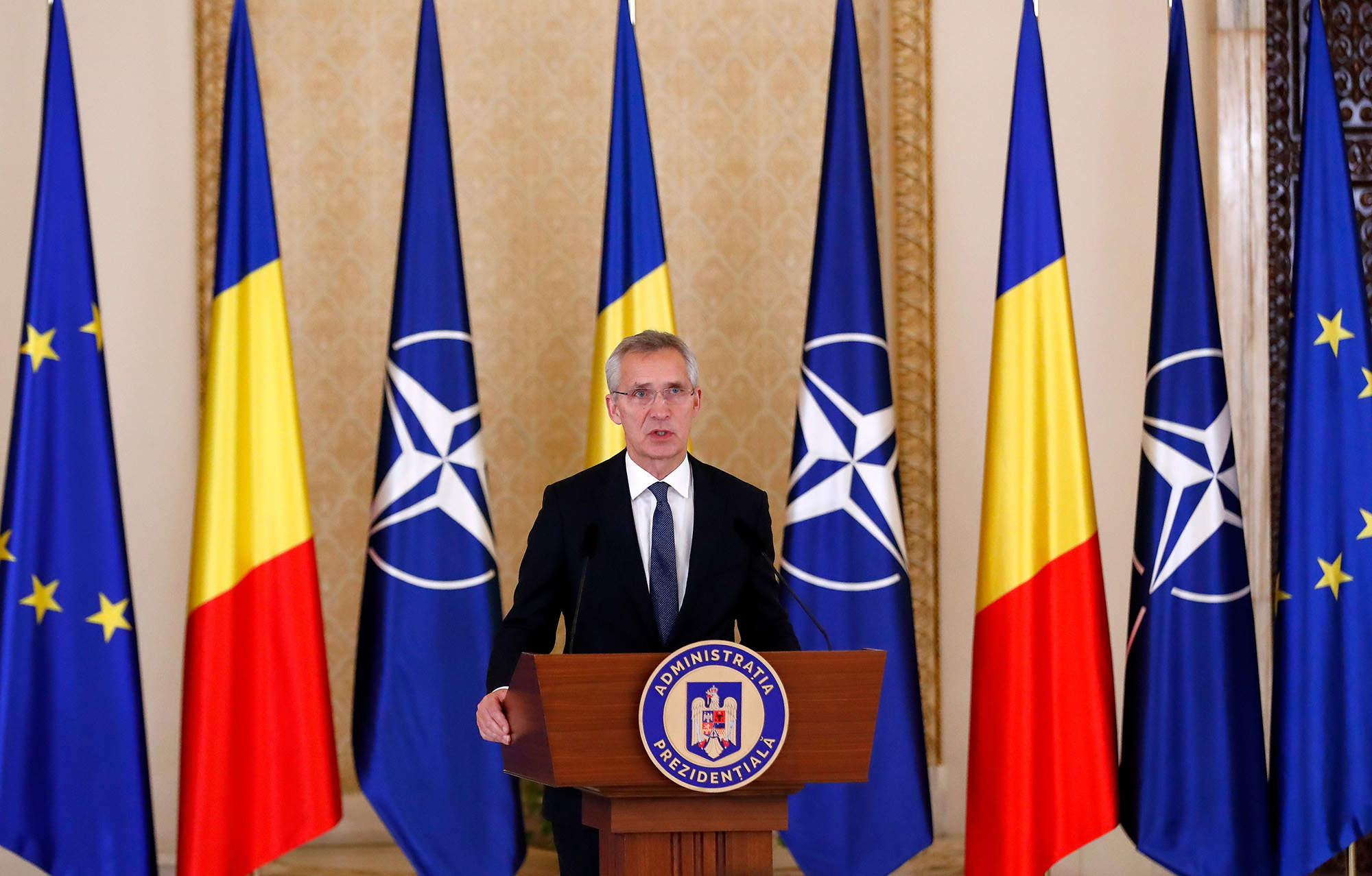NATO bất ngờ tuyên bố ủng hộ Ukraine gia nhập khối trong tương lai