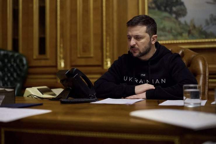 Ông Zelensky nói tình hình ở tiền tuyến vùng Donbass cực kỳ khó khăn