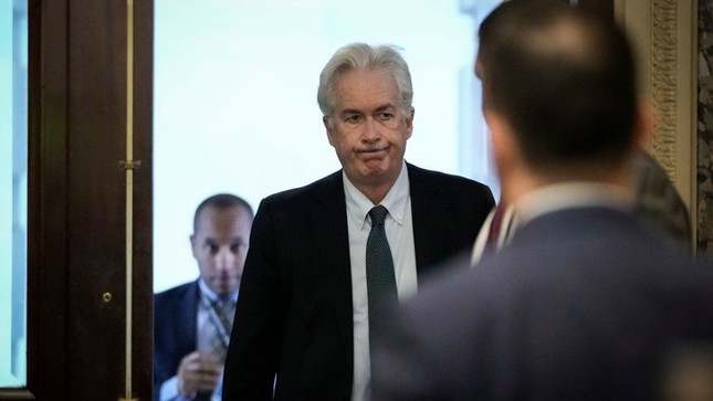 Giám đốc CIA bí mật tới Kiev trước khi xung đột bùng phát ở Ukraine
