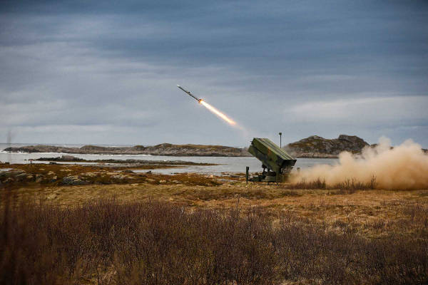 UAV Nga bào mòn năng lực phòng không Ukraine thế nào?