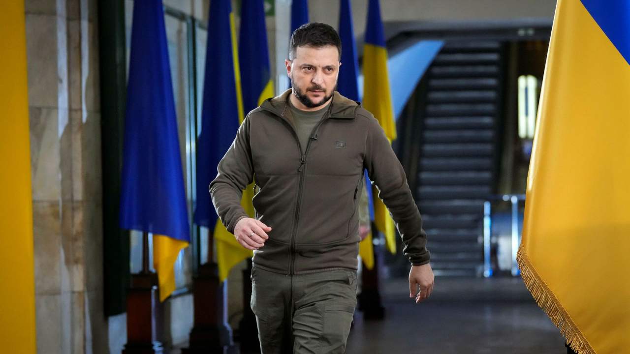 Ông Zelensky ký sắc lệnh trừng phạt mới nhằm vào Nga