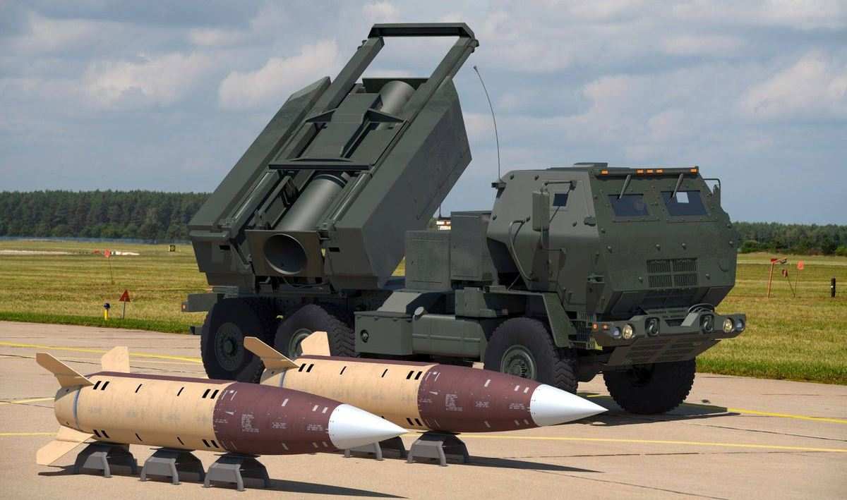 Mỹ duyệt bán tên lửa đạn đạo phóng từ hệ thống HIMARS cho nước láng giềng Ukraine