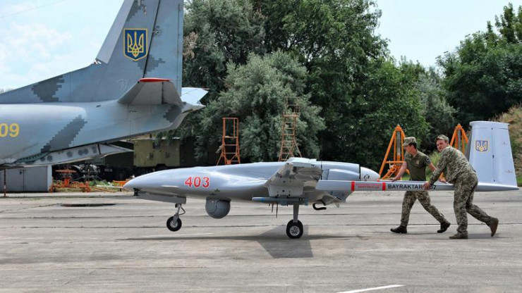 Chiến sự leo thang, Ukraine nói cần hàng trăm ngàn UAV