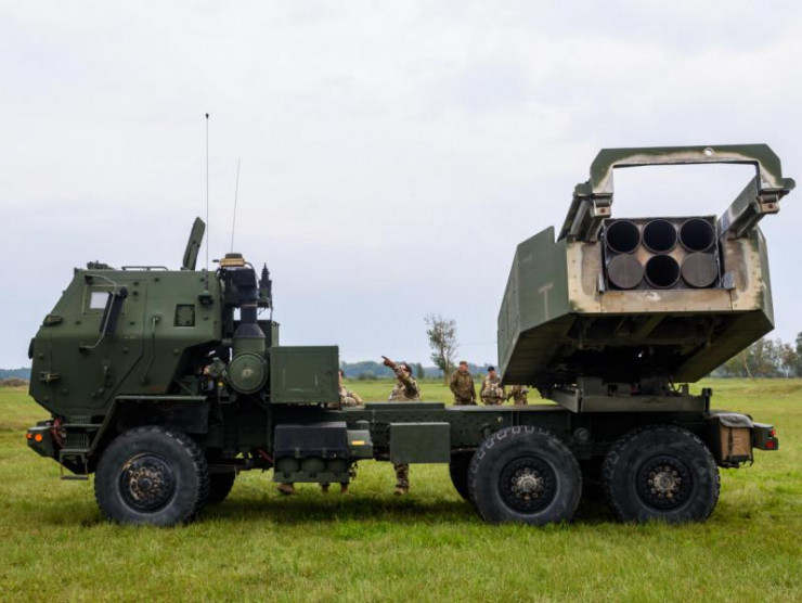 Mỹ viện trợ Ukraine hơn 2 tỷ USD vũ khí, gồm siêu rocket tầm bắn 150km