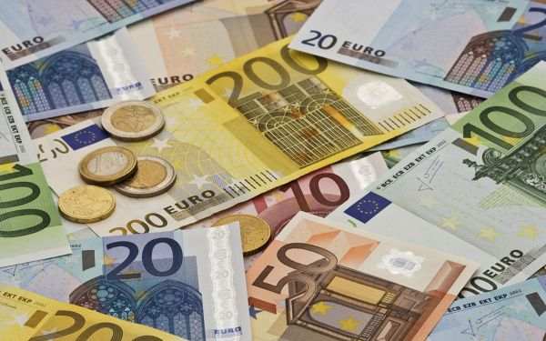 Chuyên Gia Nhận Định Giá EUR/USD Có Thể Quay Về Vùng 1,0650-1,0700
