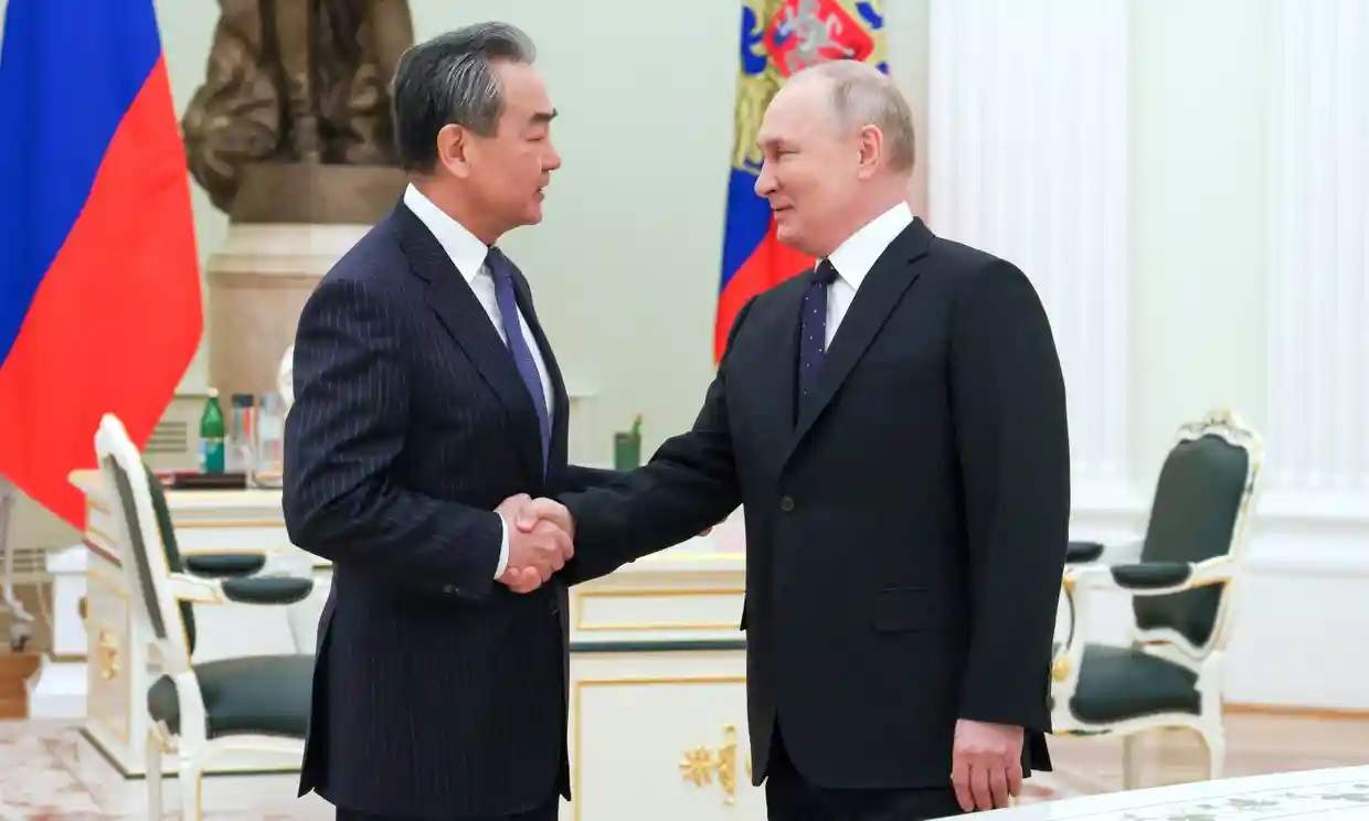 Tổng thống Nga Putin gặp nhà ngoại giao hàng đầu Trung Quốc