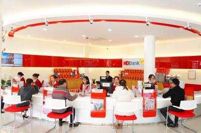 Phó Tổng Giám đốc hoàn tất mua 160,000 cp HDB