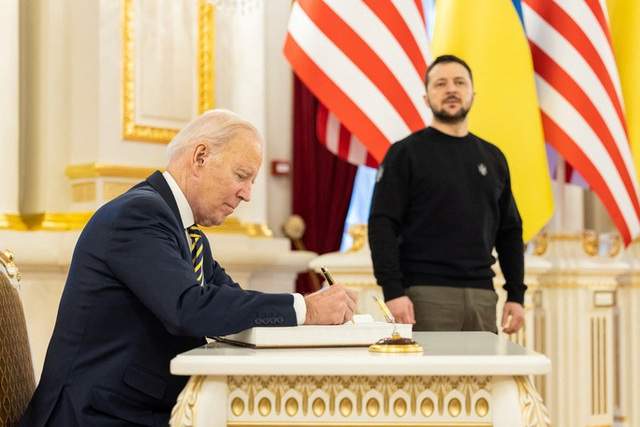 Toàn cảnh chuyến thăm Ukraine qua mặt được tất cả của Tổng thống Joe Biden