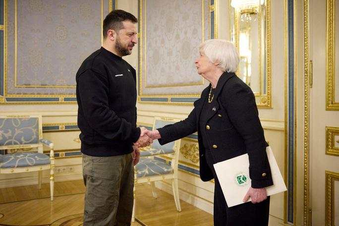 Bakhmut nóng thêm, nhân vật quan trọng của Mỹ đến Ukraine