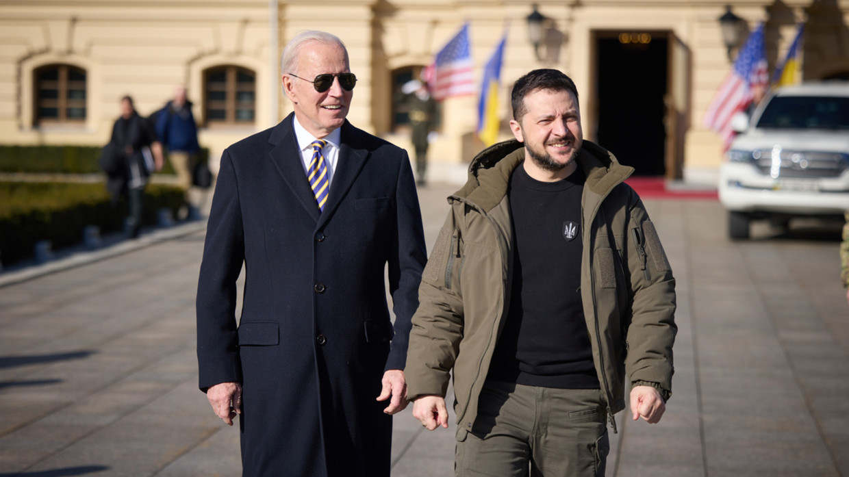 Ông Biden tới Kiev mà không có sự bảo vệ của quân đội Mỹ