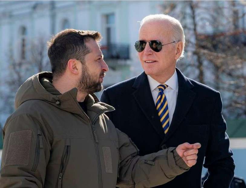 Ông Zelensky kể khoảnh khắc cãi ông Biden