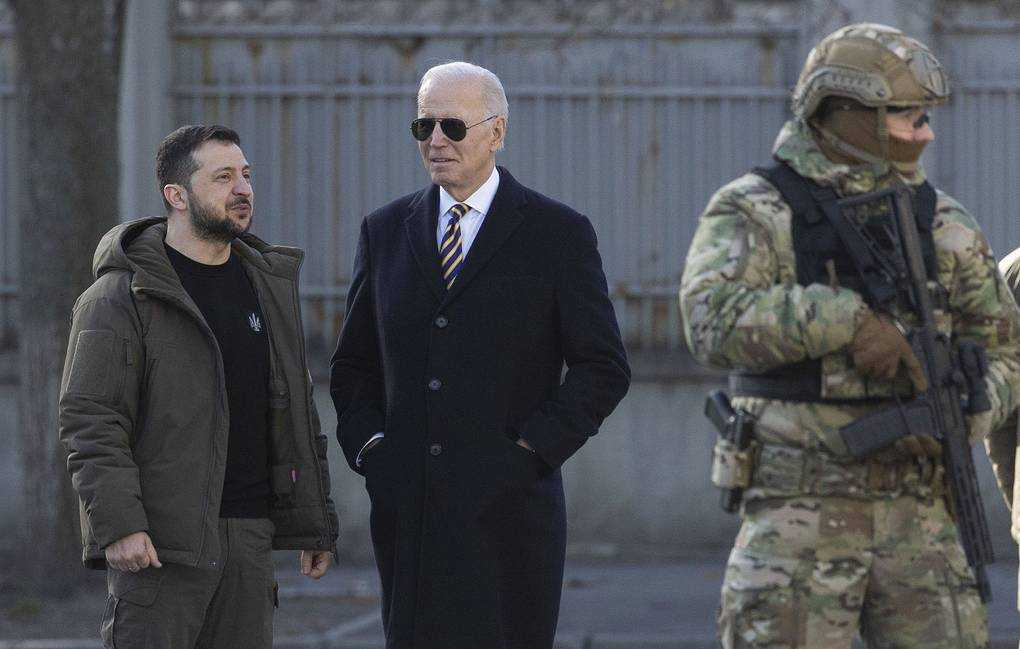 Phản ứng đầu tiên từ Nga sau khi ông Biden tới Kiev