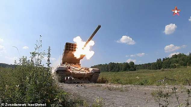 Ukraine đăng video phá hủy hỏa thần nhiệt áp TOS-1A Nga ở Vuhledar
