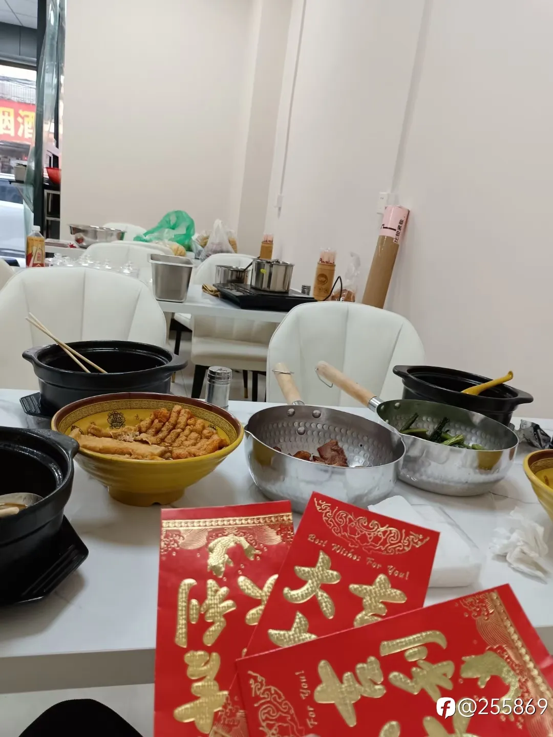 feed image