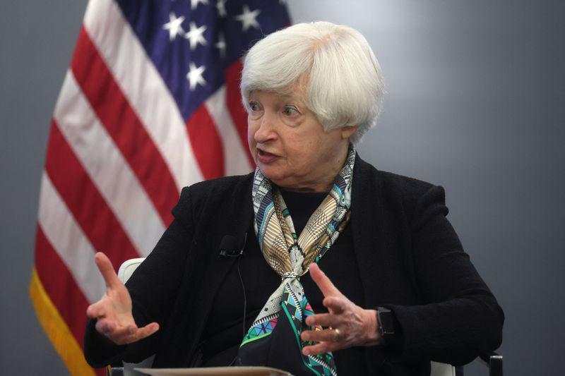 Yellen akan bahas plafon utang AS dengan kelompok lobi bank