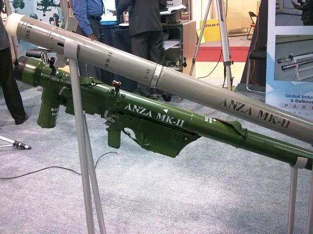 Pakistan viện trợ tên lửa vác vai Anza Mark-II cho Ukraine